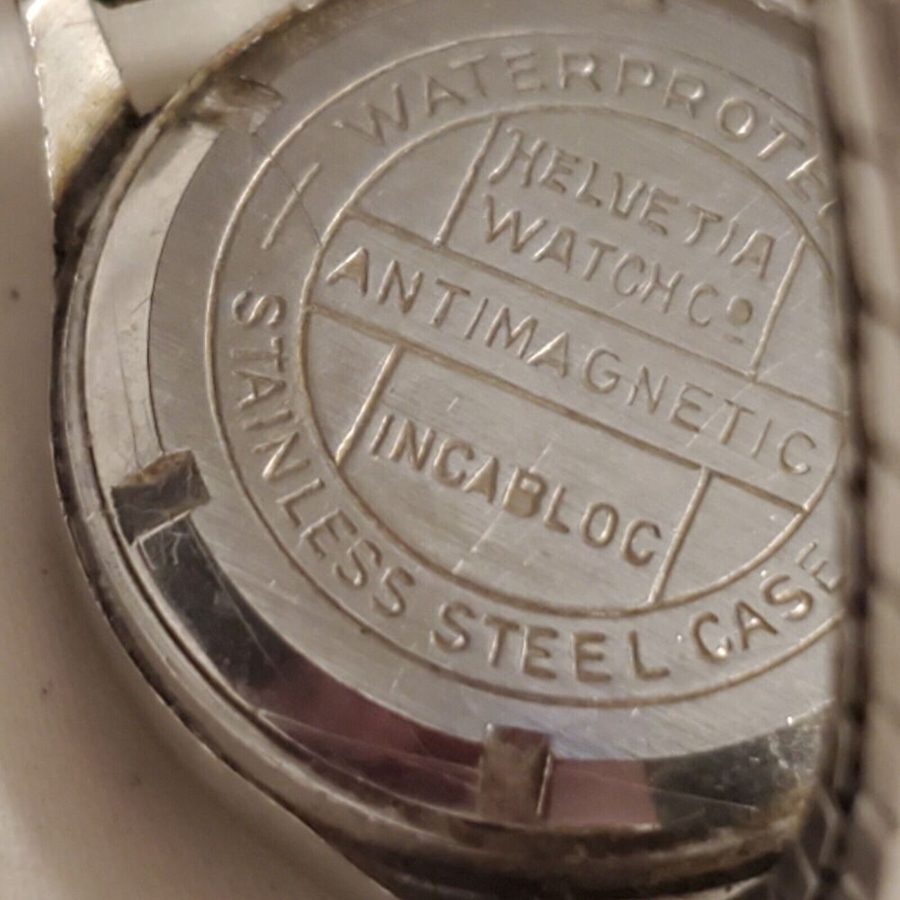 Helvetia 17 Jewels Vintage Watch For Repair Runs But Stops - Picture 4 of 5